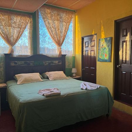 Casa Maya Itza Flores Extérieur photo