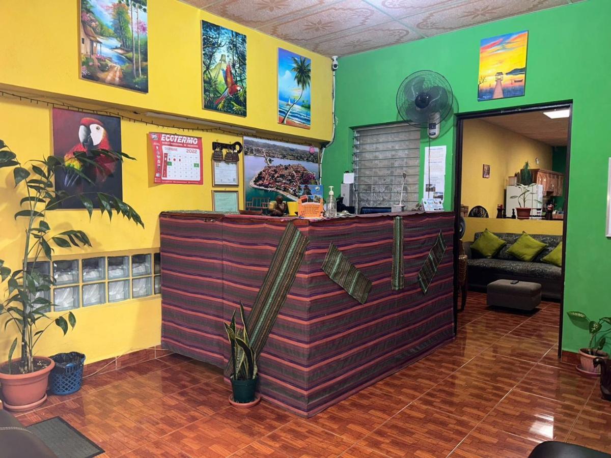 Casa Maya Itza Flores Extérieur photo