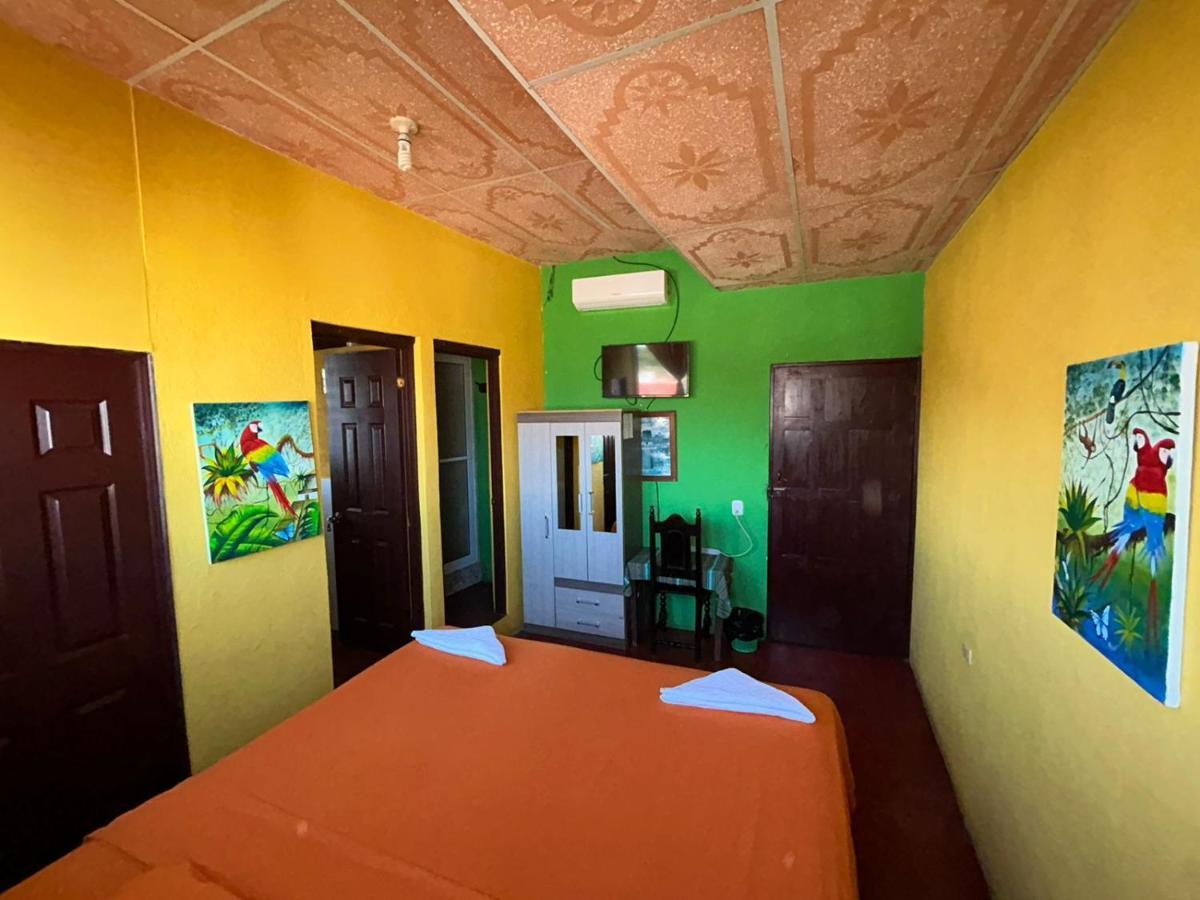 Casa Maya Itza Flores Extérieur photo