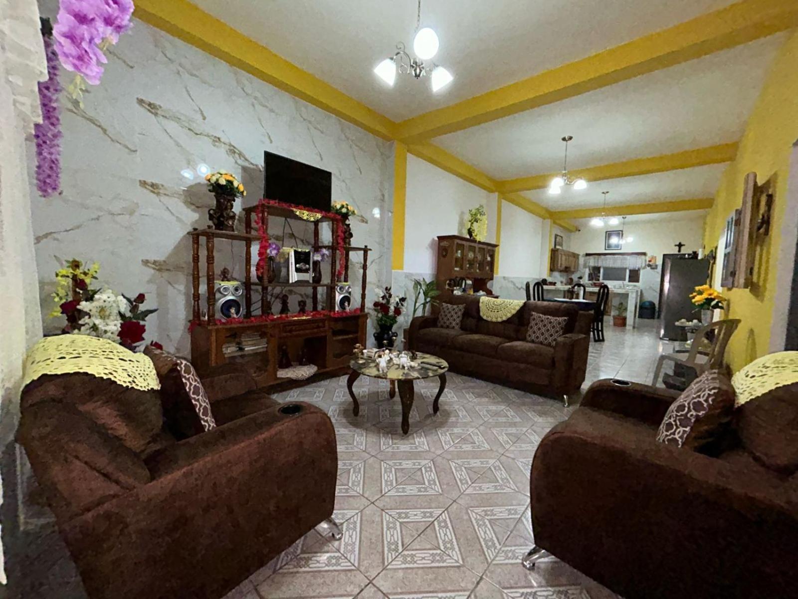 Casa Maya Itza Flores Extérieur photo