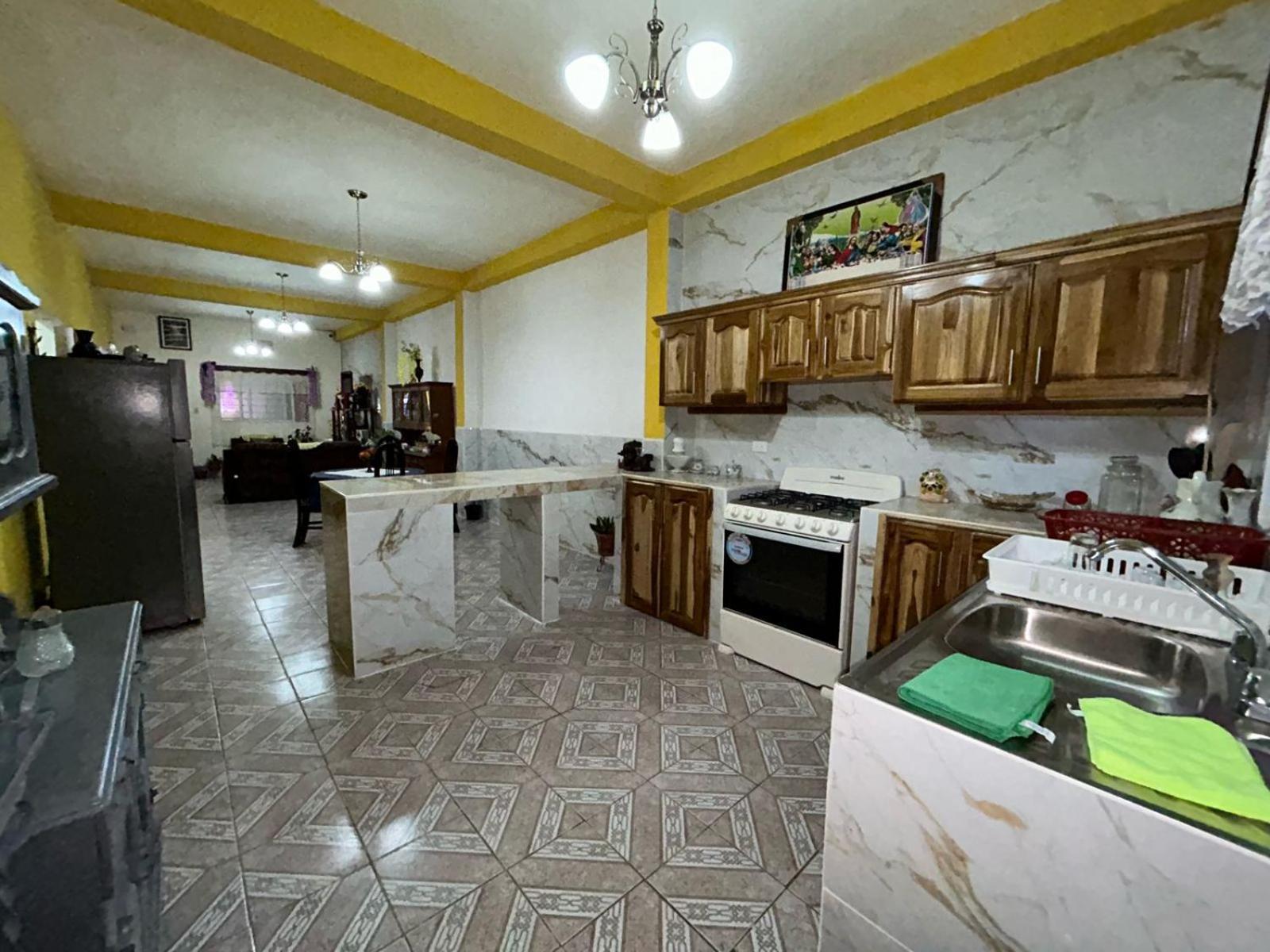 Casa Maya Itza Flores Extérieur photo