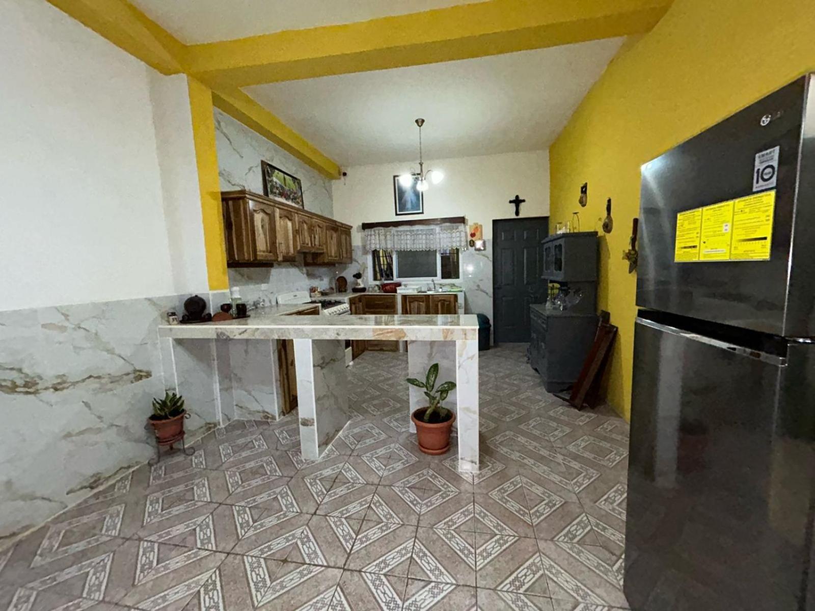 Casa Maya Itza Flores Extérieur photo