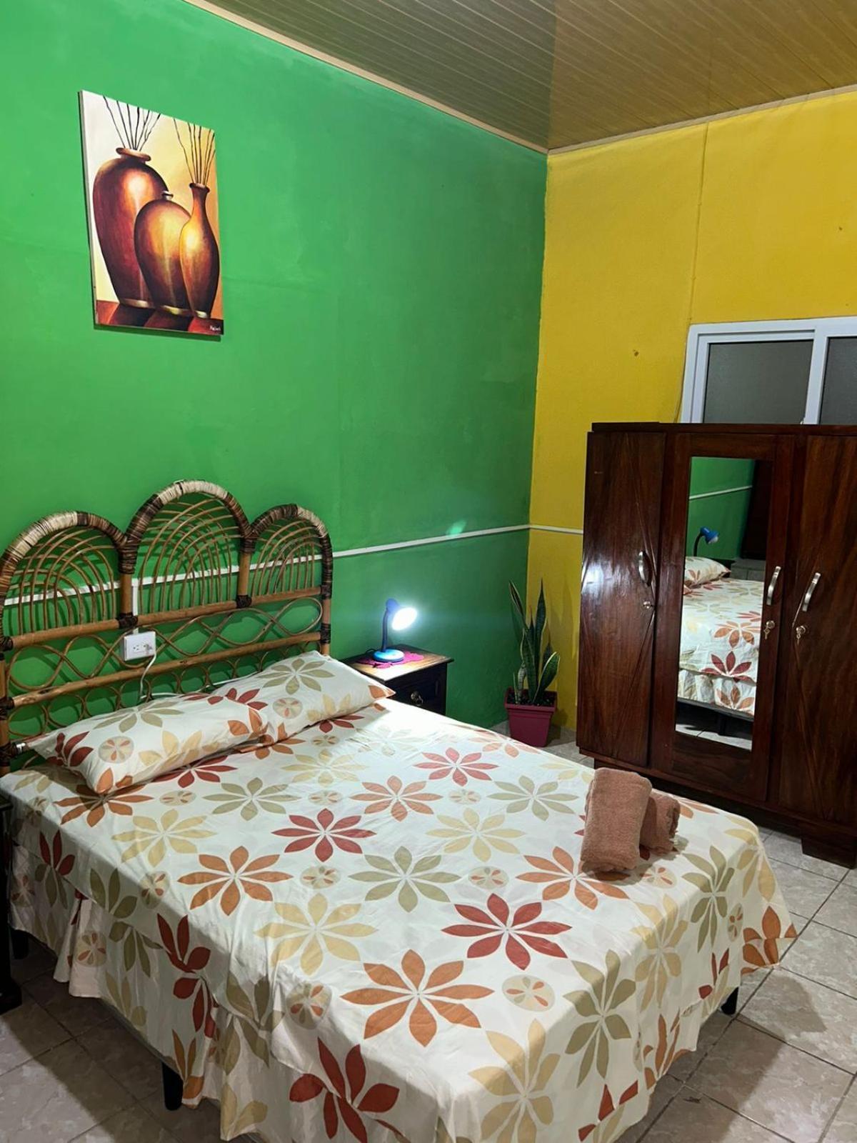 Casa Maya Itza Flores Extérieur photo