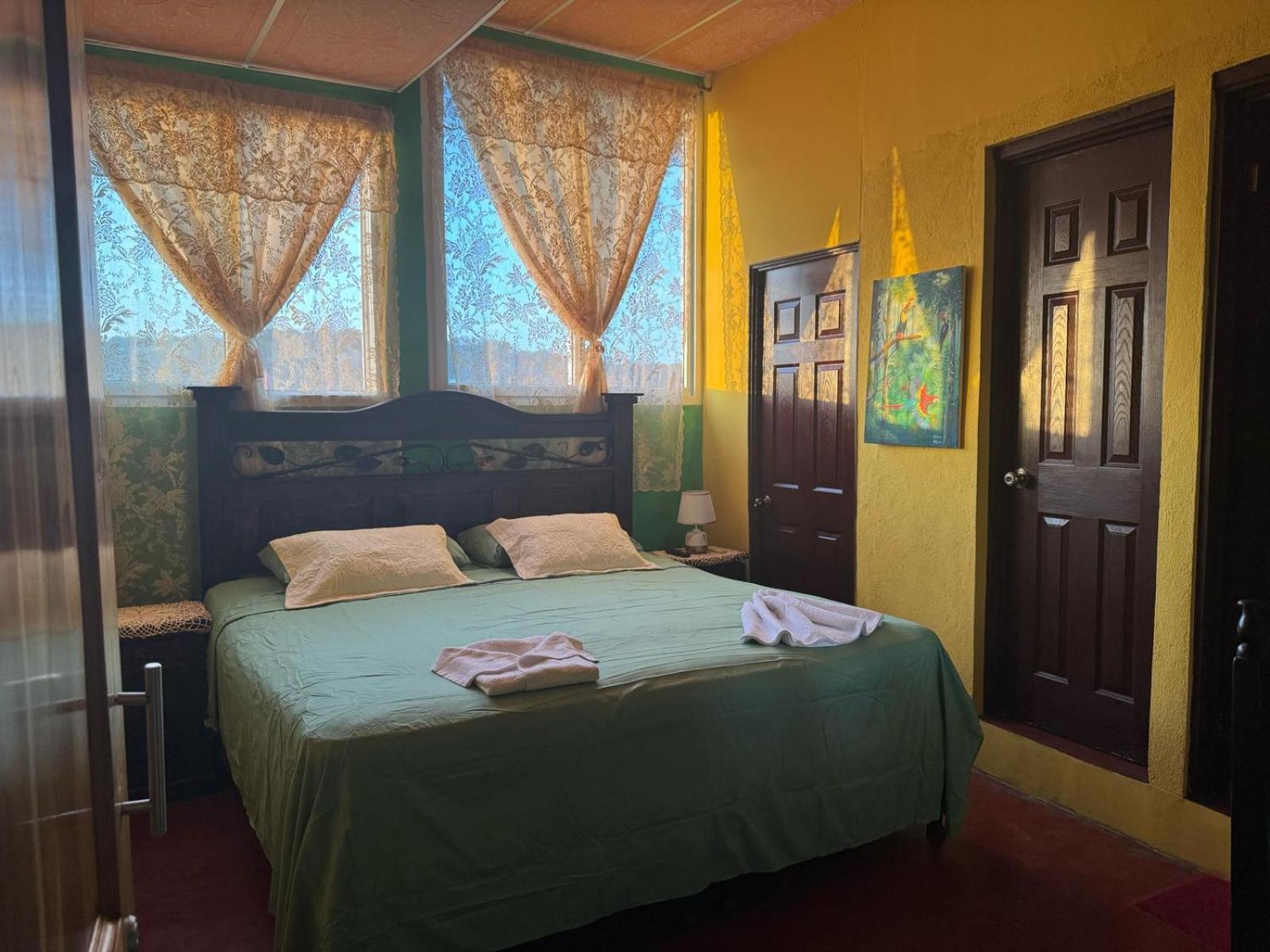 Casa Maya Itza Flores Extérieur photo