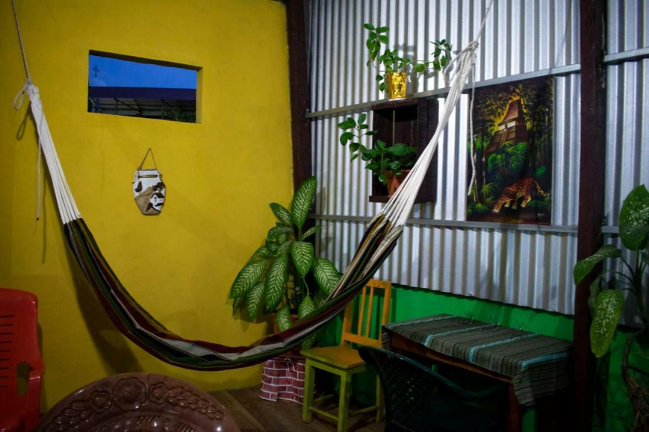 Casa Maya Itza Flores Extérieur photo